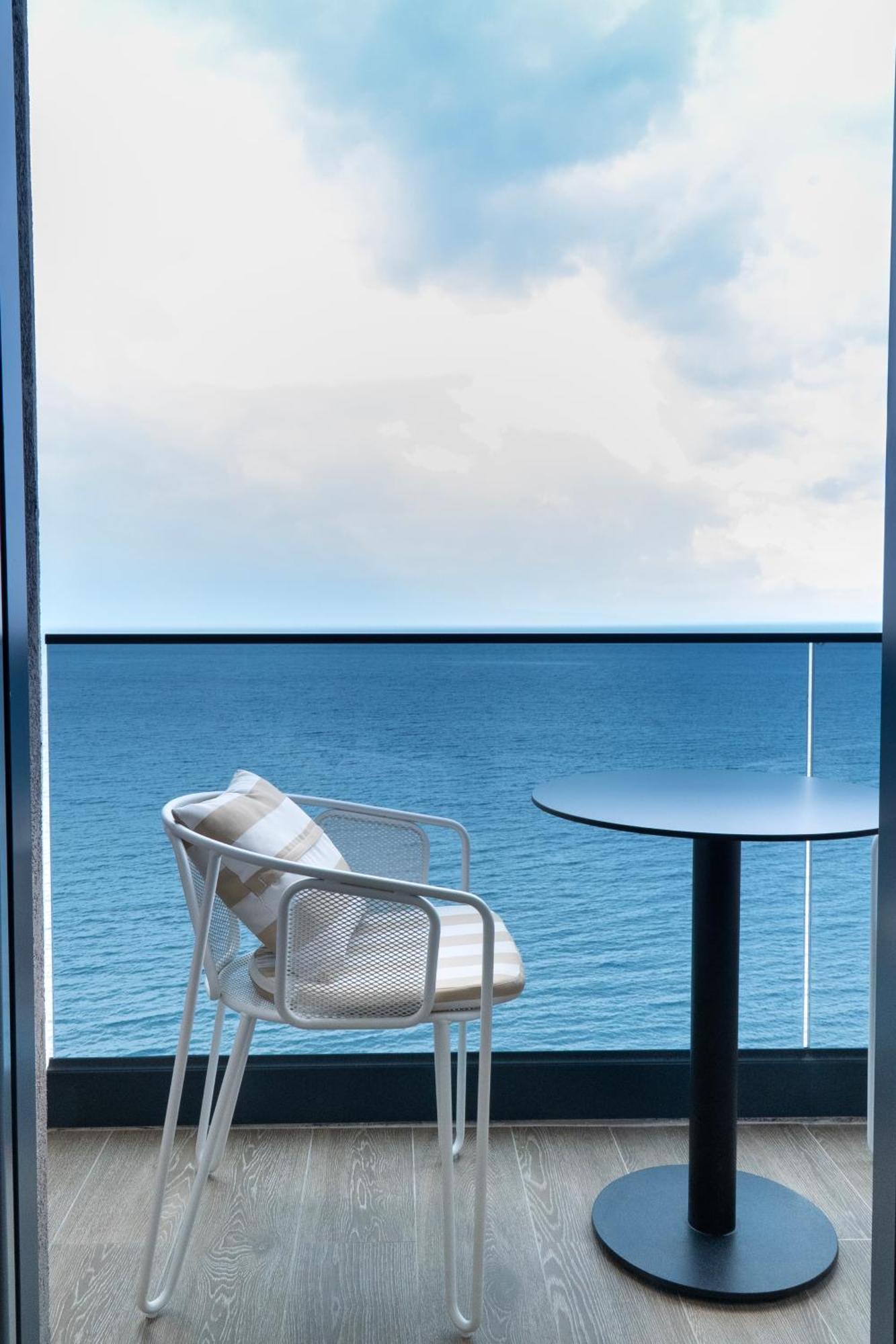 Joelle Premium Hotel Sarandë Exterior foto