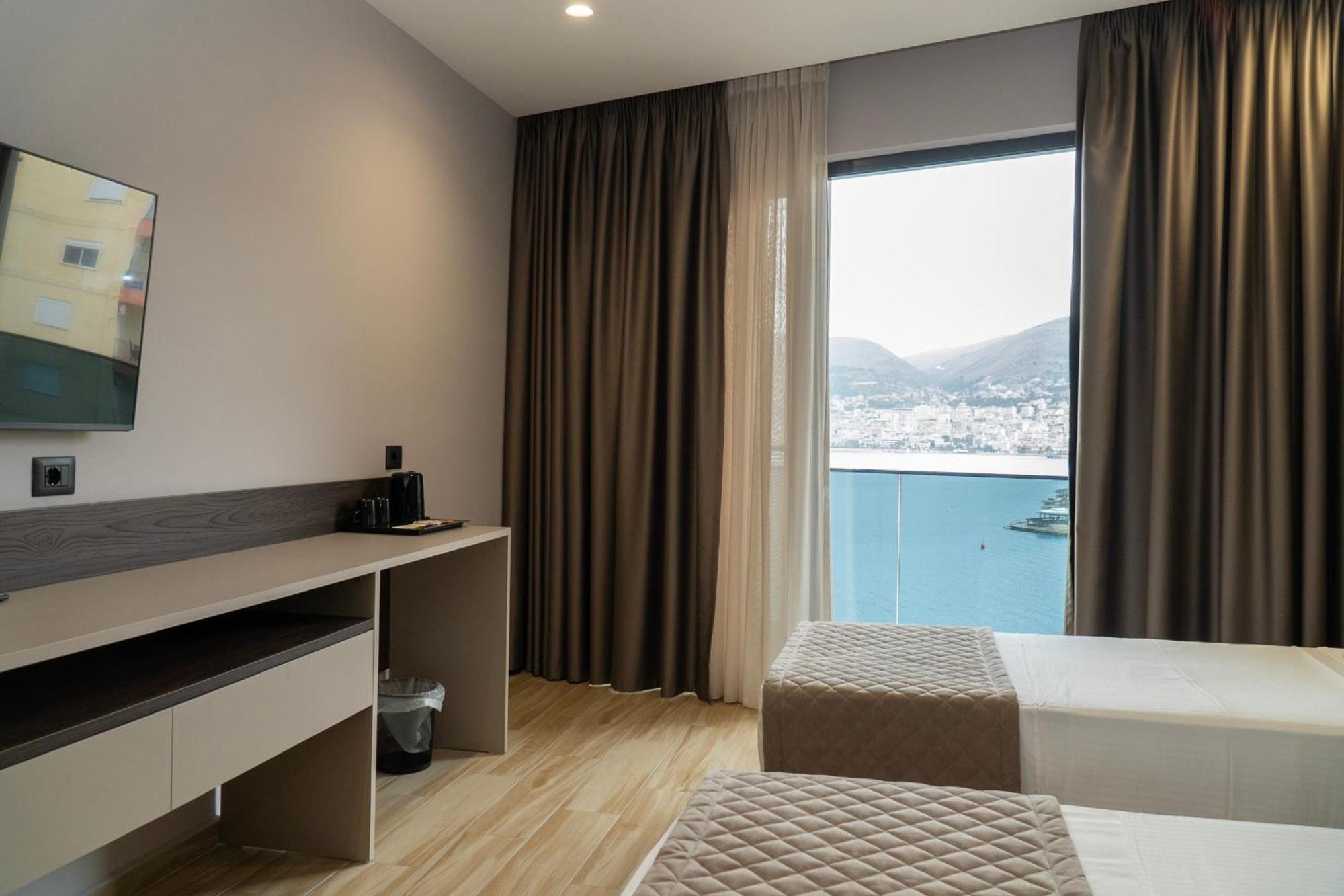 Joelle Premium Hotel Sarandë Exterior foto