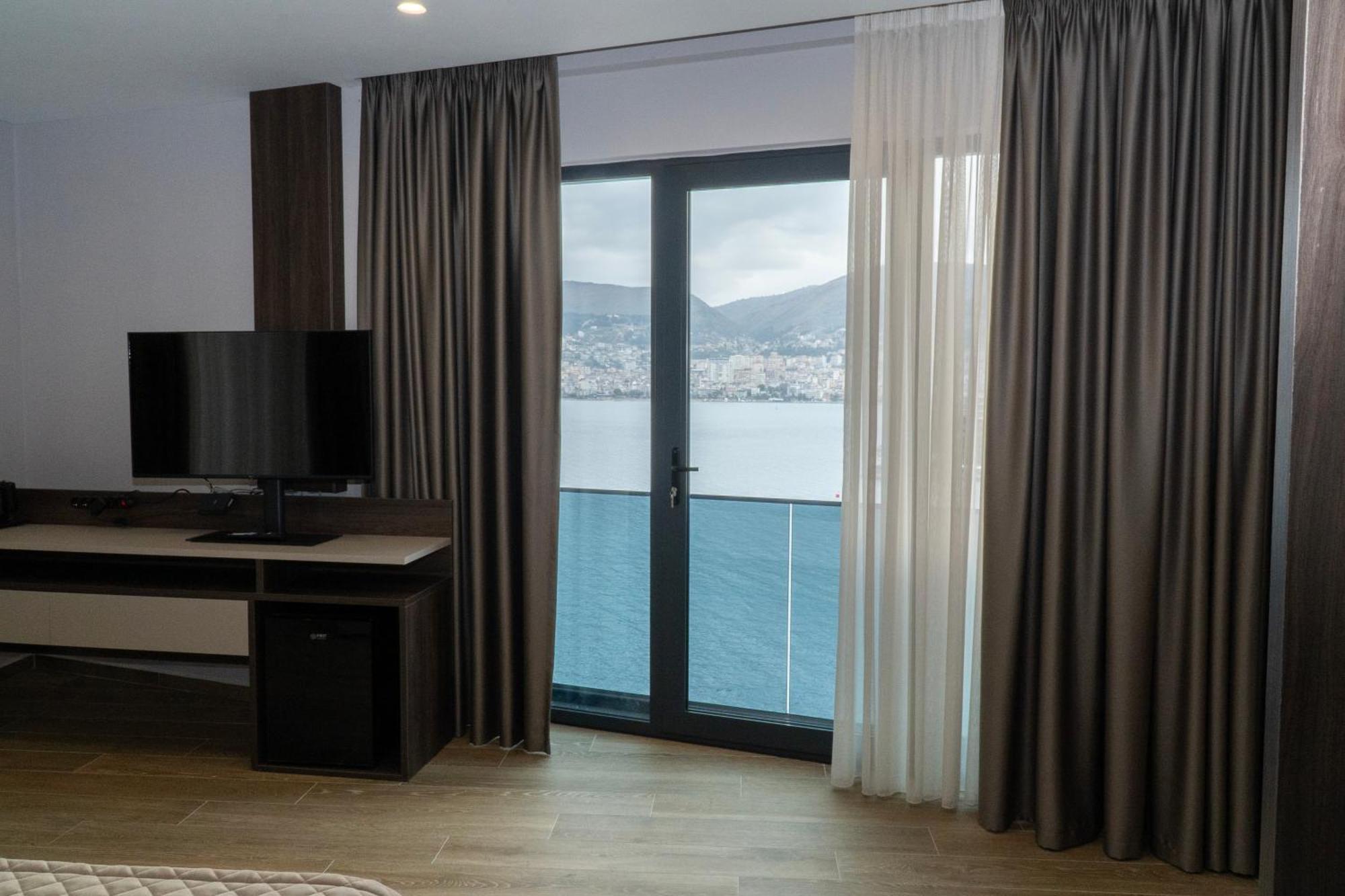 Joelle Premium Hotel Sarandë Exterior foto